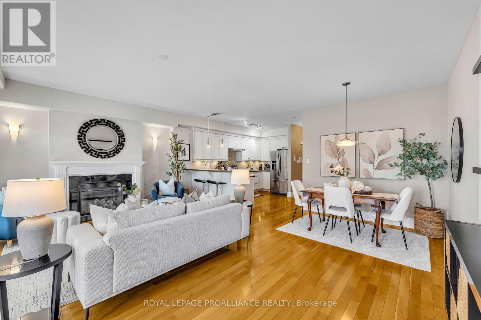 102 - 165 Division Street, Cobourg, Ontario  K9A 0B3 - Photo 15 - X12182371