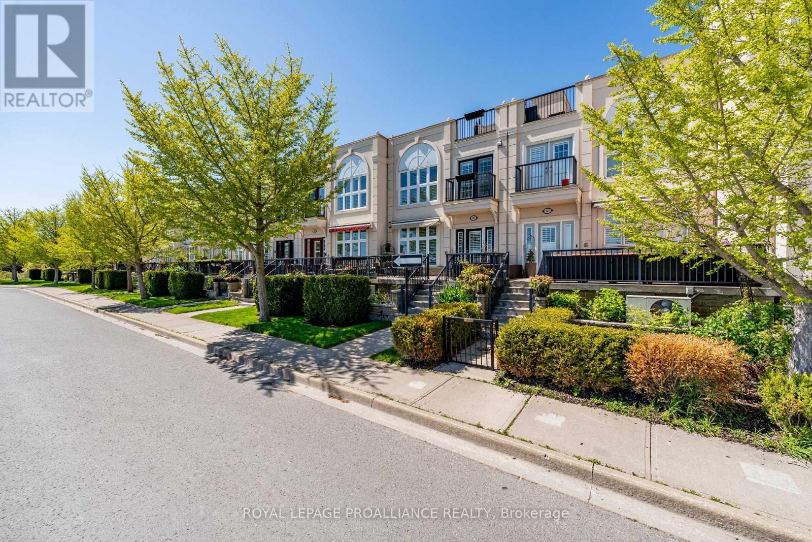 102 - 165 Division Street, Cobourg, Ontario  K9A 0B3 - Photo 3 - X12182371