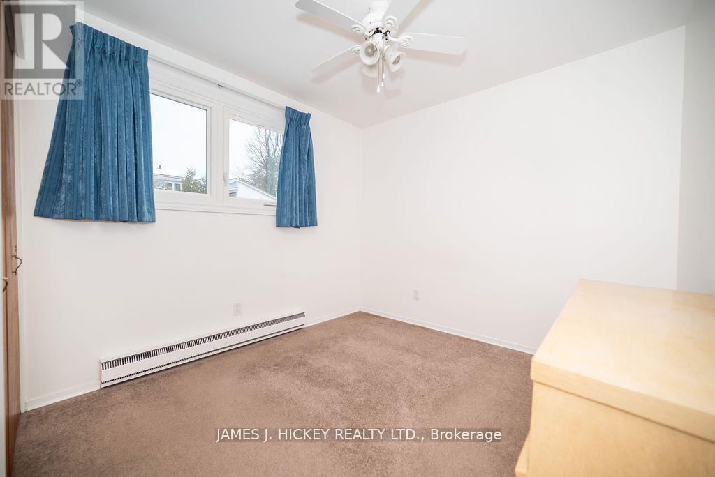 11 Hammond Court, Deep River, Ontario  K0J 1P0 - Photo 11 - X12182431