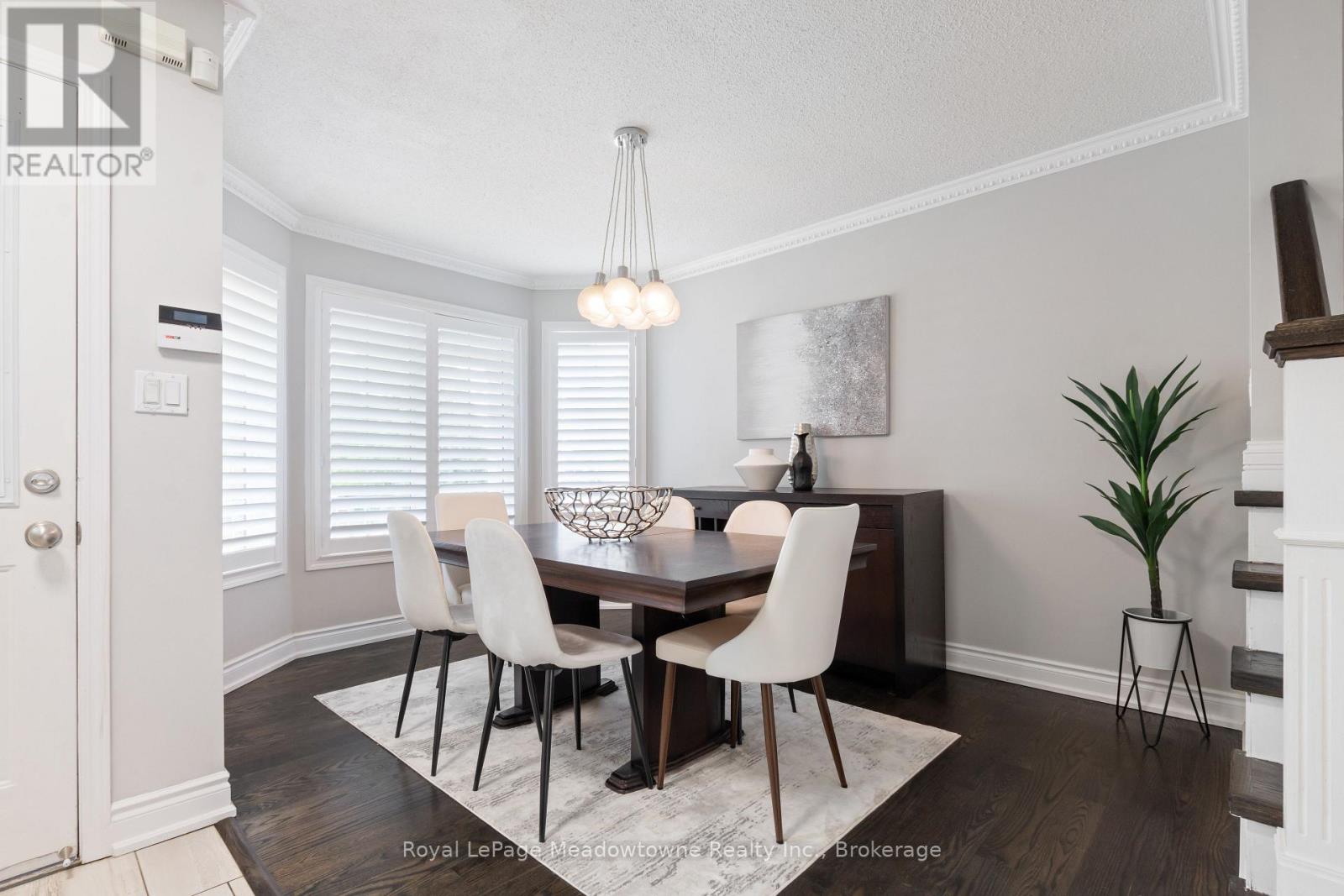 824 Gazley Circle, Milton, Ontario  L9T 6M2 - Photo 6 - W12182462