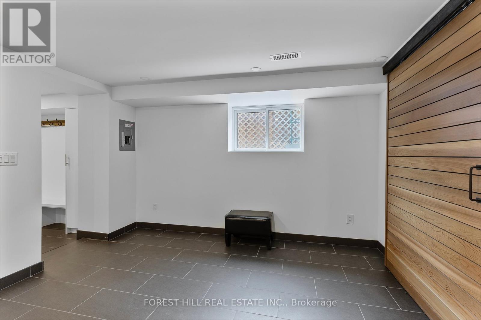 27 Dynevor Road, Toronto, Ontario  M6E 3W7 - Photo 28 - W12182184