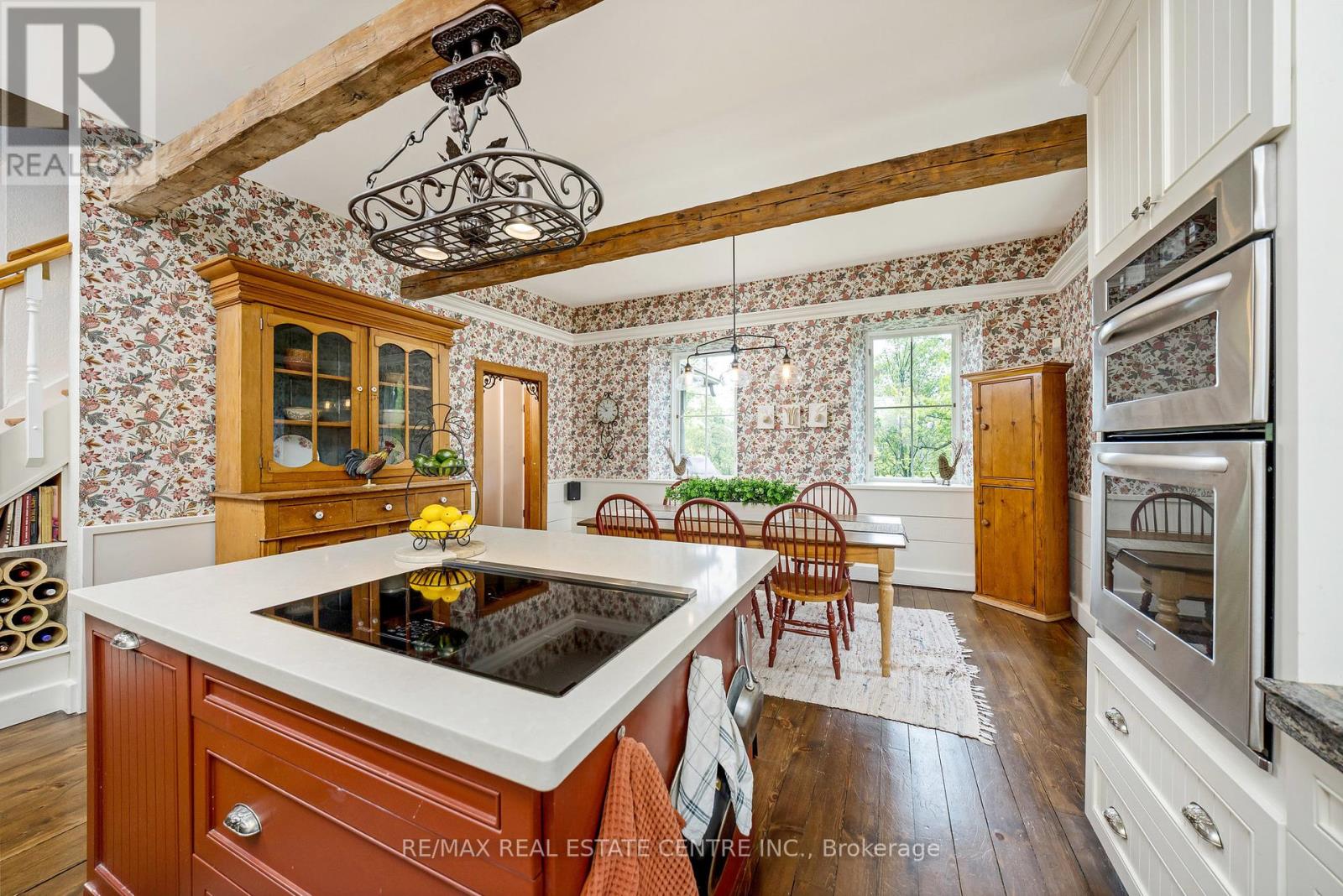 8492 Canyon Road, Milton, Ontario  L0P 1B0 - Photo 22 - W12182243