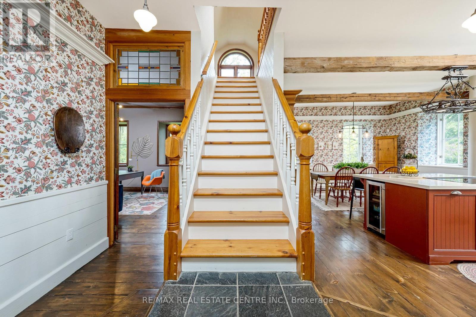 8492 Canyon Road, Milton, Ontario  L0P 1B0 - Photo 27 - W12182243