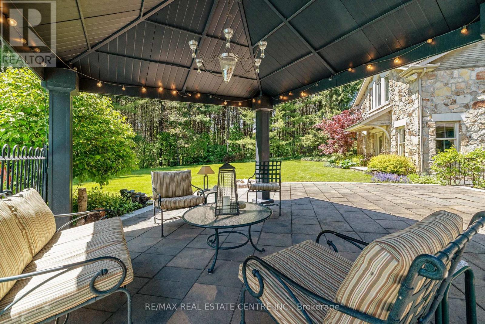 8492 Canyon Road, Milton, Ontario  L0P 1B0 - Photo 43 - W12182243