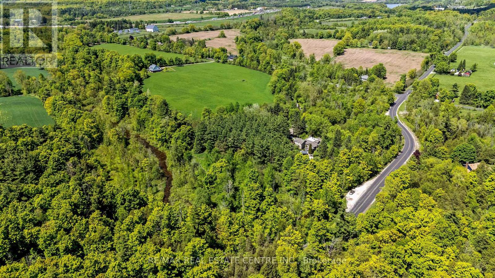 8492 Canyon Road, Milton, Ontario  L0P 1B0 - Photo 50 - W12182243