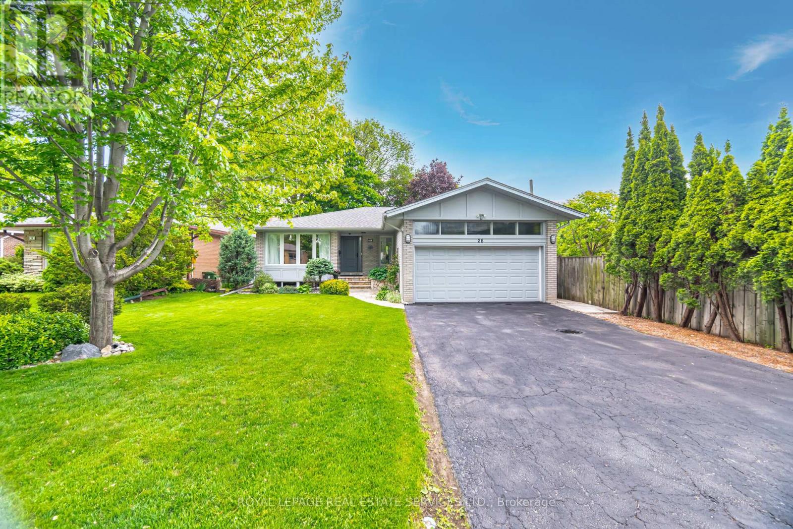 26 ALANMEADE CRESCENT, Toronto, Ontario