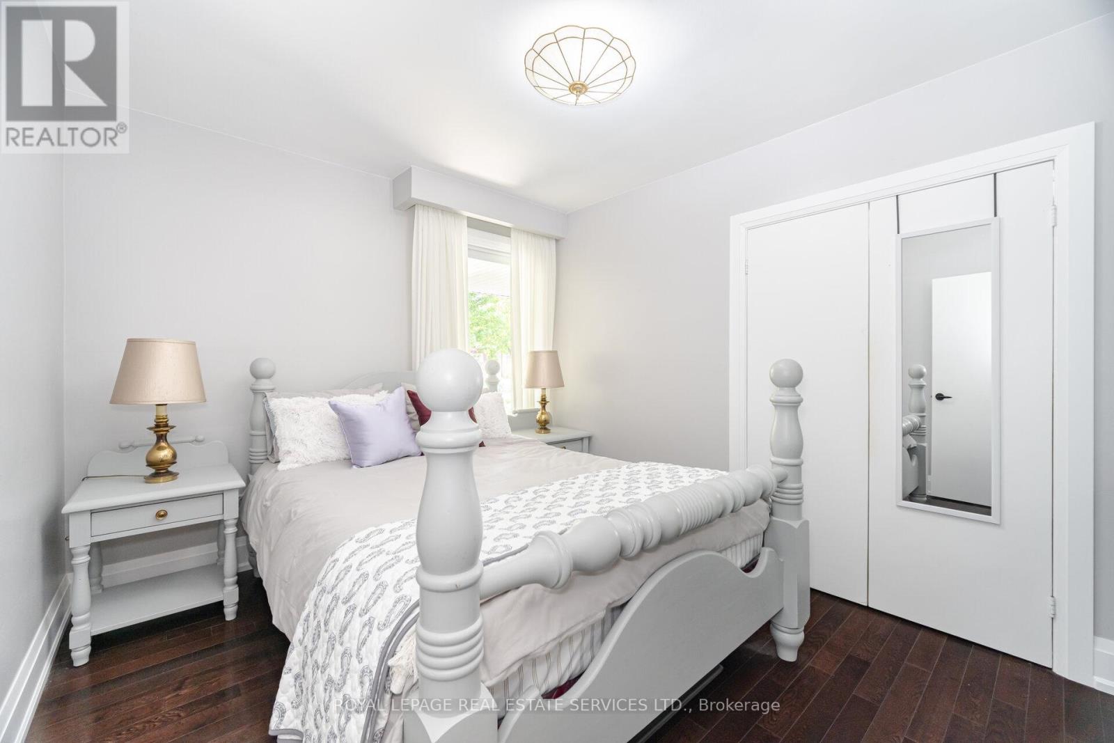 26 Alanmeade Crescent, Toronto, Ontario  M9B 2H3 - Photo 21 - W12182260