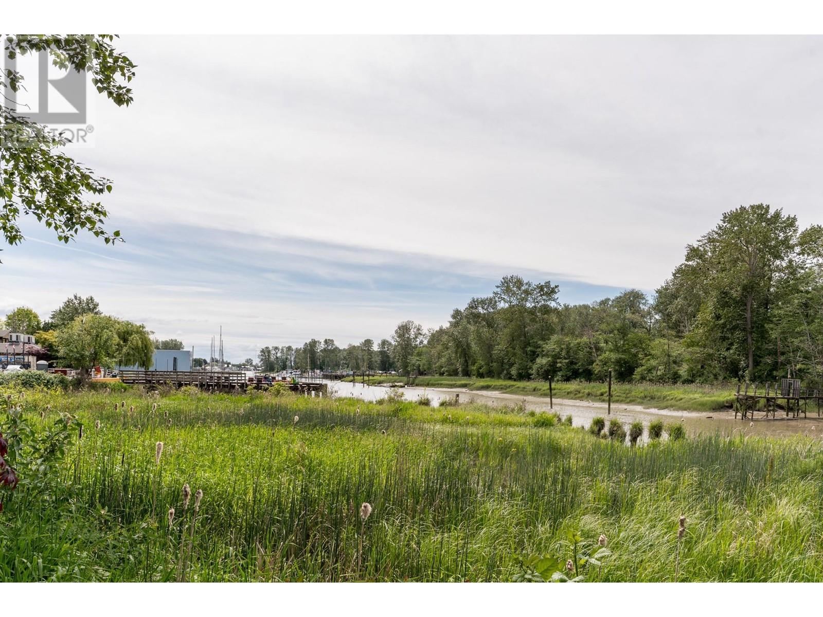207 4955 River Road, Delta, British Columbia  V4K 4V9 - Photo 4 - R3007725