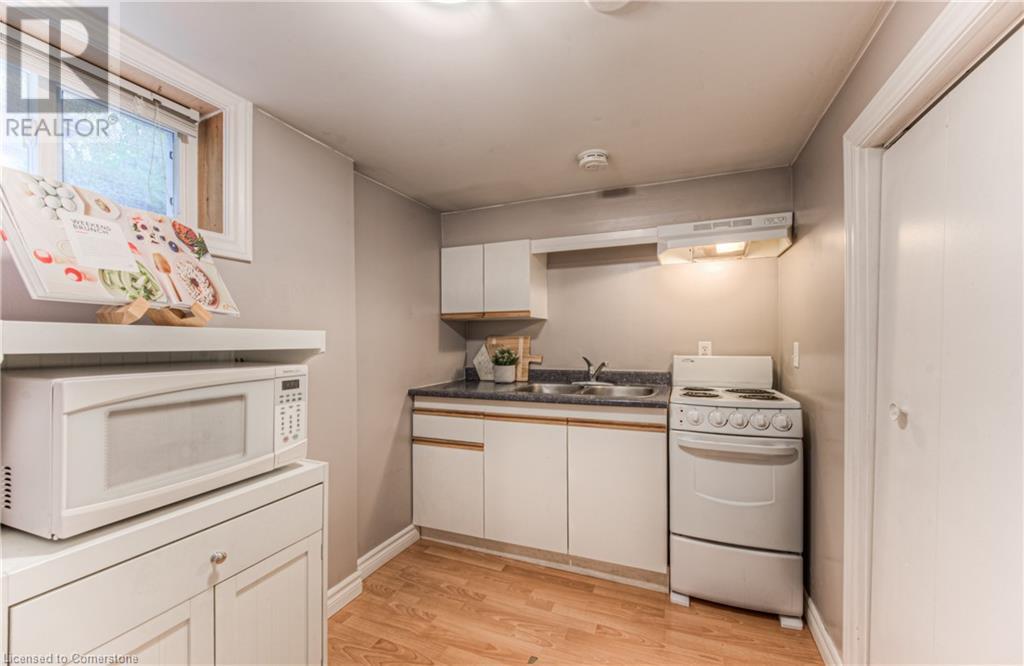 19 Ellis Avenue, Kitchener, Ontario  N2H 4G4 - Photo 37 - 40735273