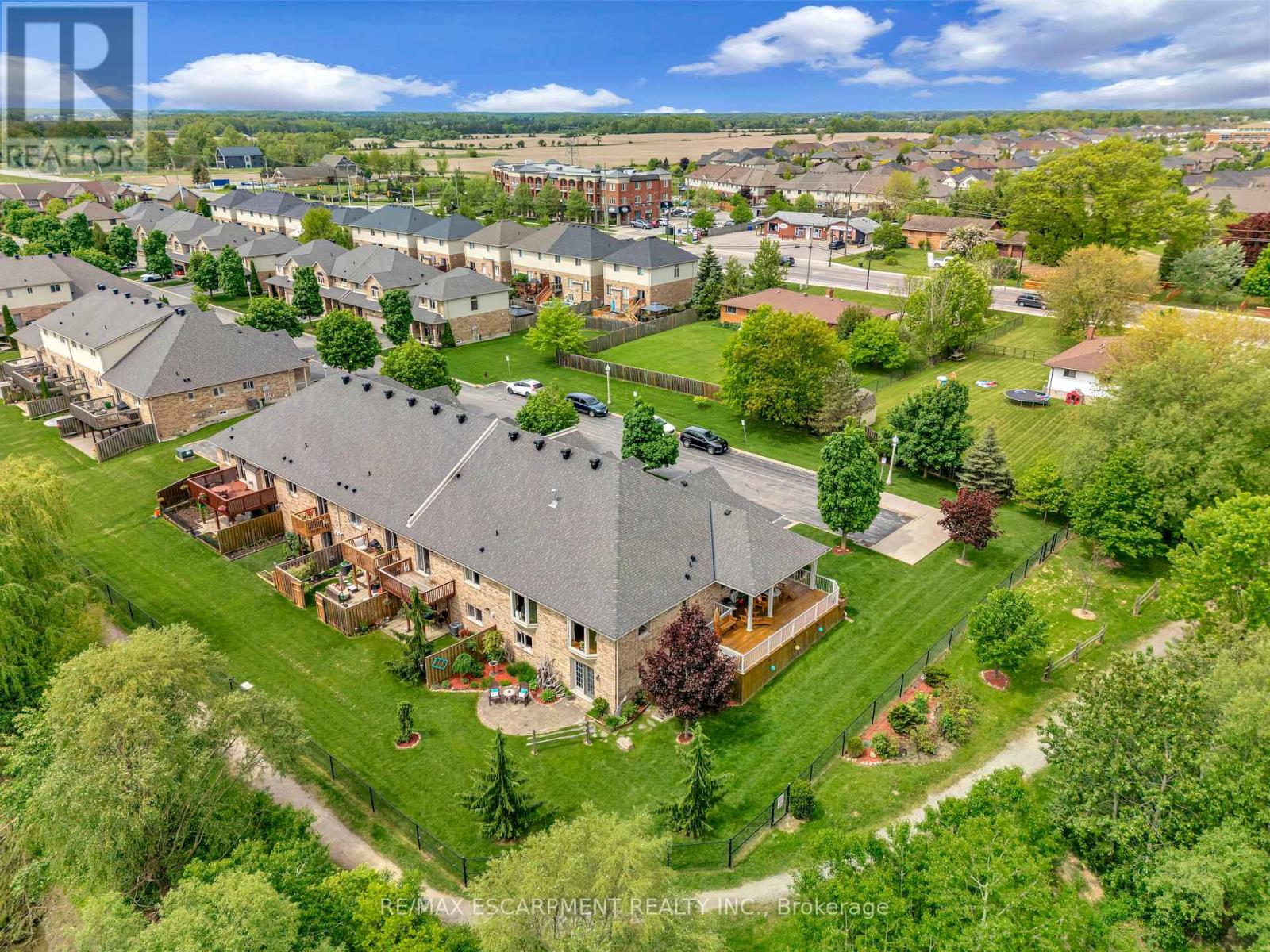 10 - 310 Southbrook Drive, Hamilton, Ontario  L0R 1C0 - Photo 4 - X12182177