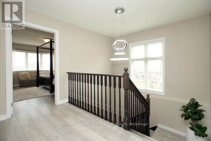 220 Harpin Way E, Centre Wellington (Fergus), Ontario  N1M 2W3 - Photo 27 - X12182265
