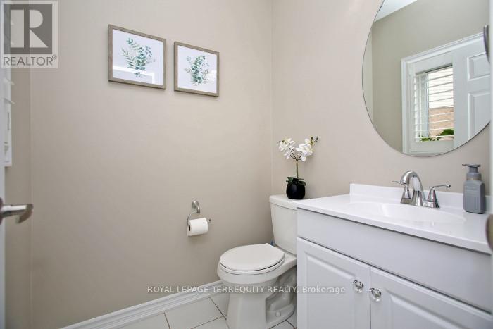 220 Harpin Way E, Centre Wellington (Fergus), Ontario  N1M 2W3 - Photo 28 - X12182265