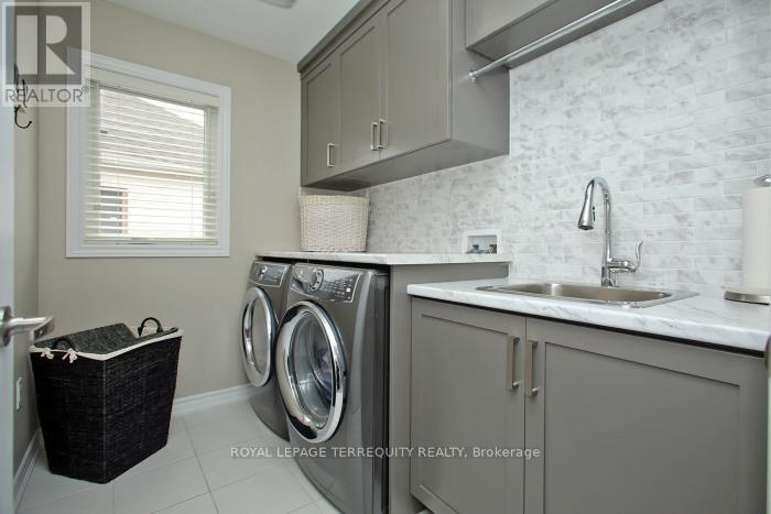 220 Harpin Way E, Centre Wellington (Fergus), Ontario  N1M 2W3 - Photo 29 - X12182265