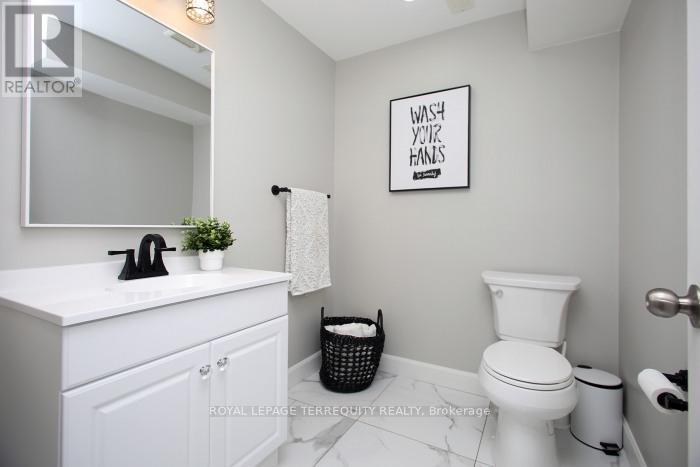 220 Harpin Way E, Centre Wellington (Fergus), Ontario  N1M 2W3 - Photo 33 - X12182265