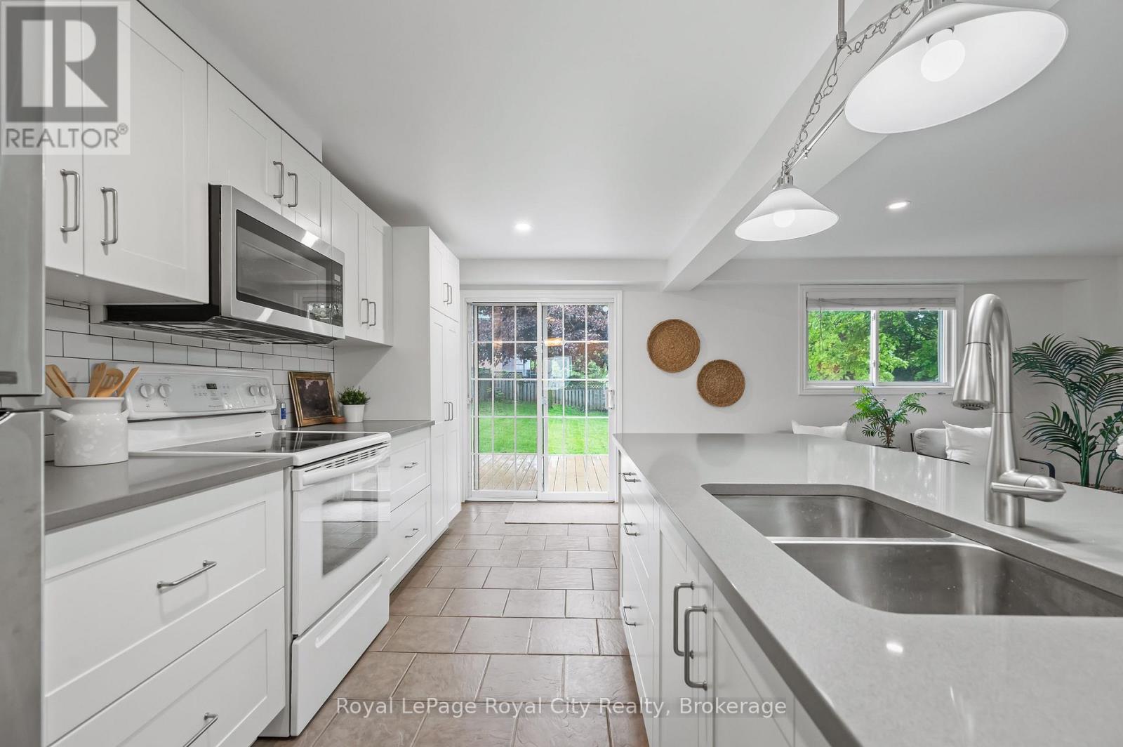 325 Auden Road, Guelph, Ontario  N1E 6S4 - Photo 9 - X12182428