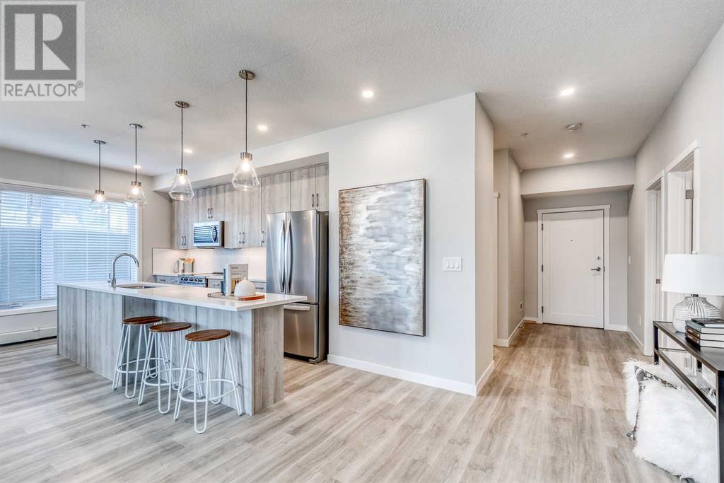 114, 71 Shawnee Common Sw, Calgary, Alberta  T2Y 0R2 - Photo 8 - A2206793