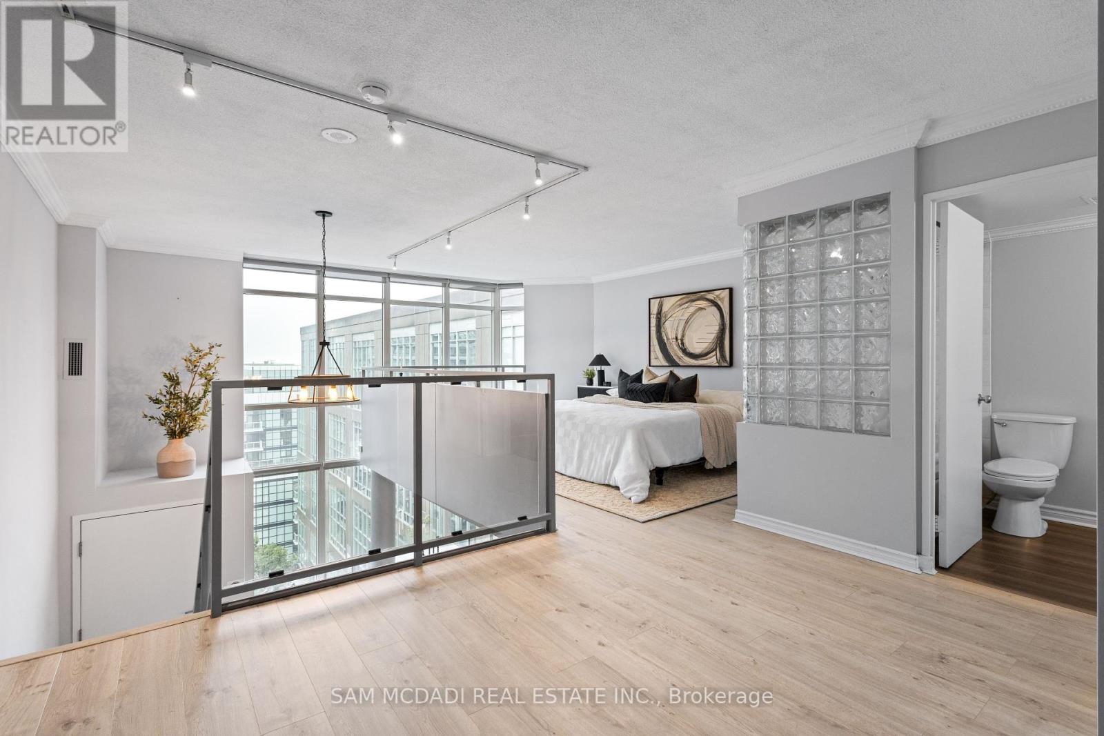 Ph837 - 250 Manitoba Street, Toronto, Ontario  M8Y 4G8 - Photo 24 - W12178786