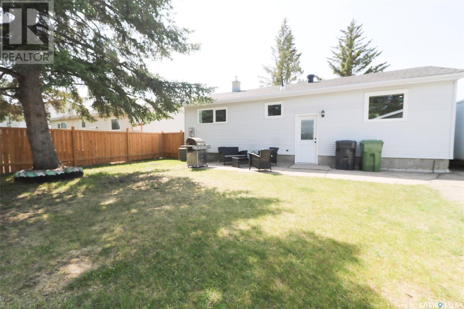 47 Clarewood Crescent, Yorkton, Saskatchewan  S3N 2X8 - Photo 2 - SK007512