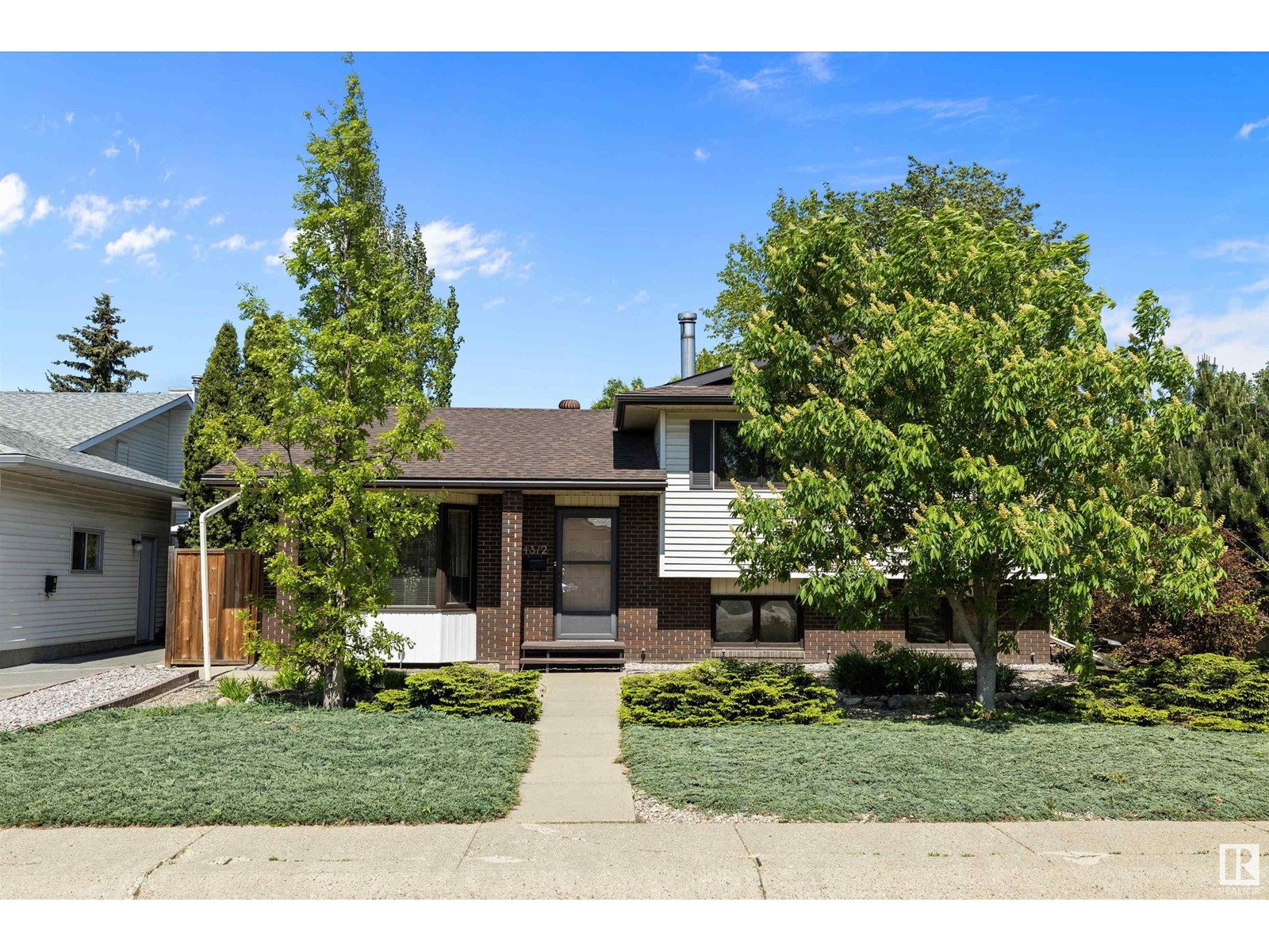 4312 124 AV NW, Edmonton, Alberta