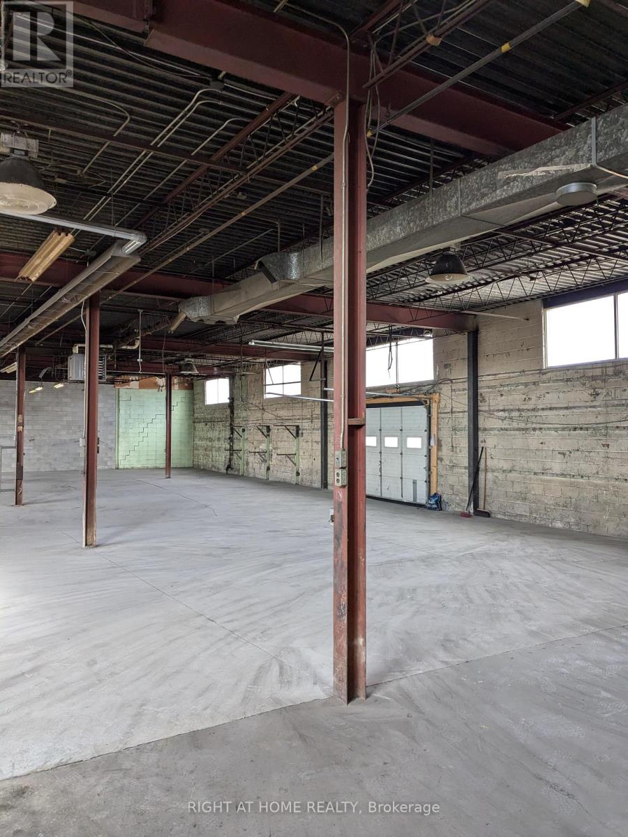 A - 20 Sheffield Street, Toronto, Ontario  M6M 3E6 - Photo 13 - W9230966