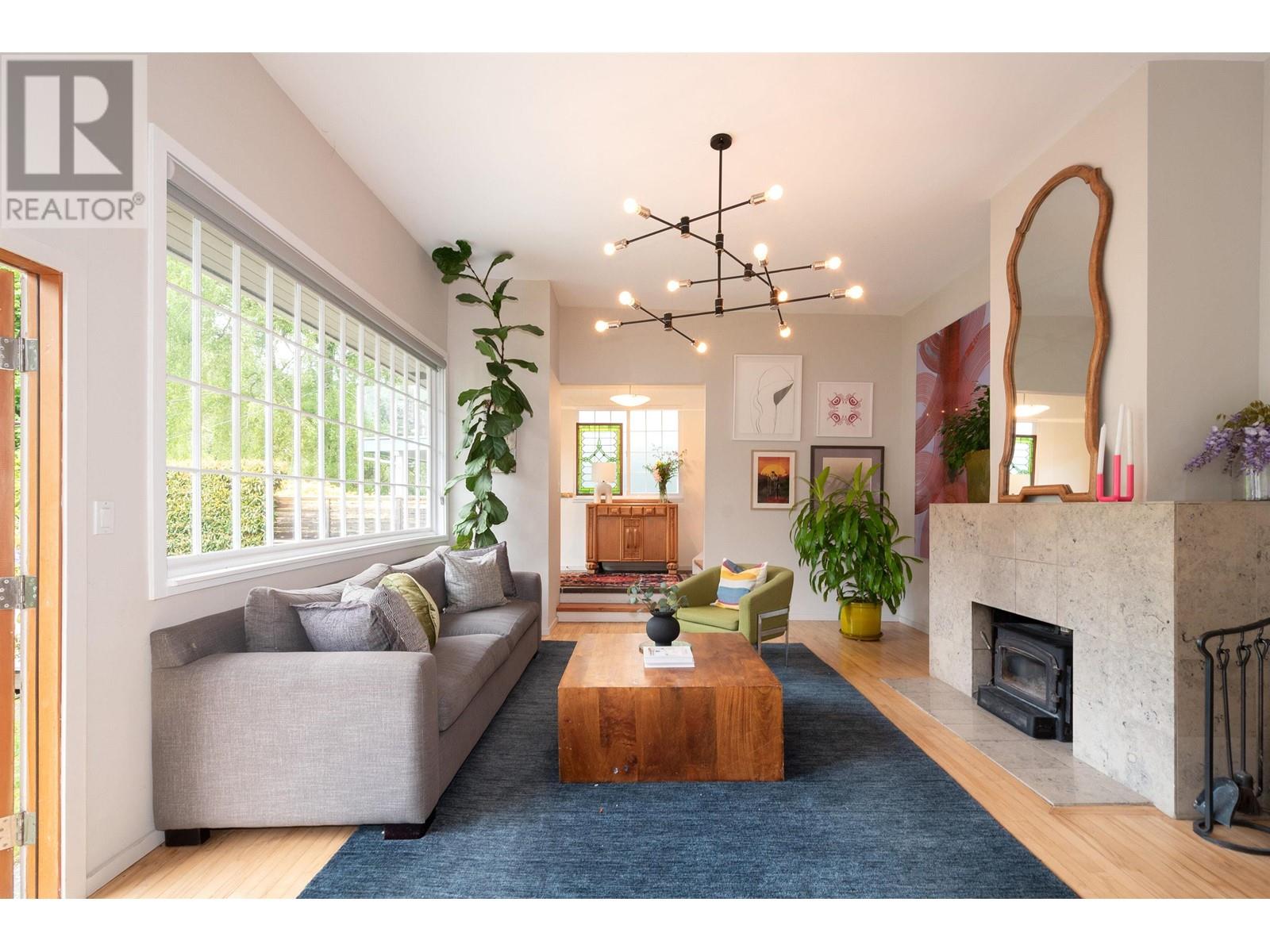 Property at 6744 DUFFERIN AVENUE image 2