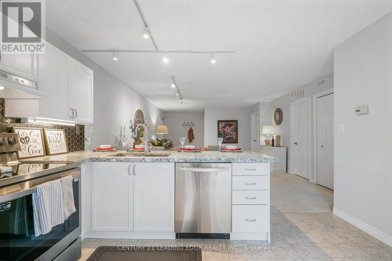 307 - 1810 Walkers Line, Burlington, Ontario  L7M 4V3 - Photo 13 - W12181456