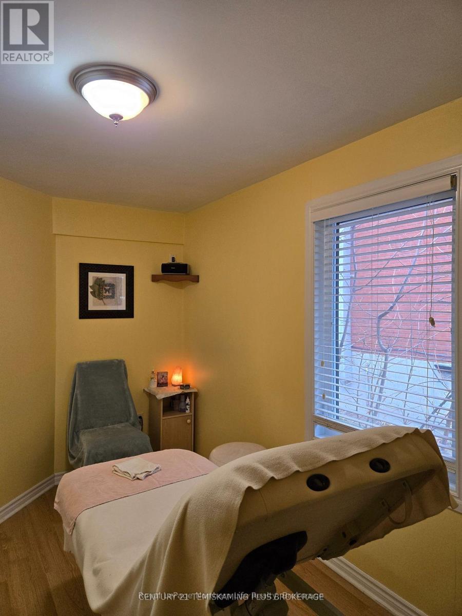 15 Mary Street, Temiskaming Shores, Ontario  P0J 1P0 - Photo 15 - T12182478