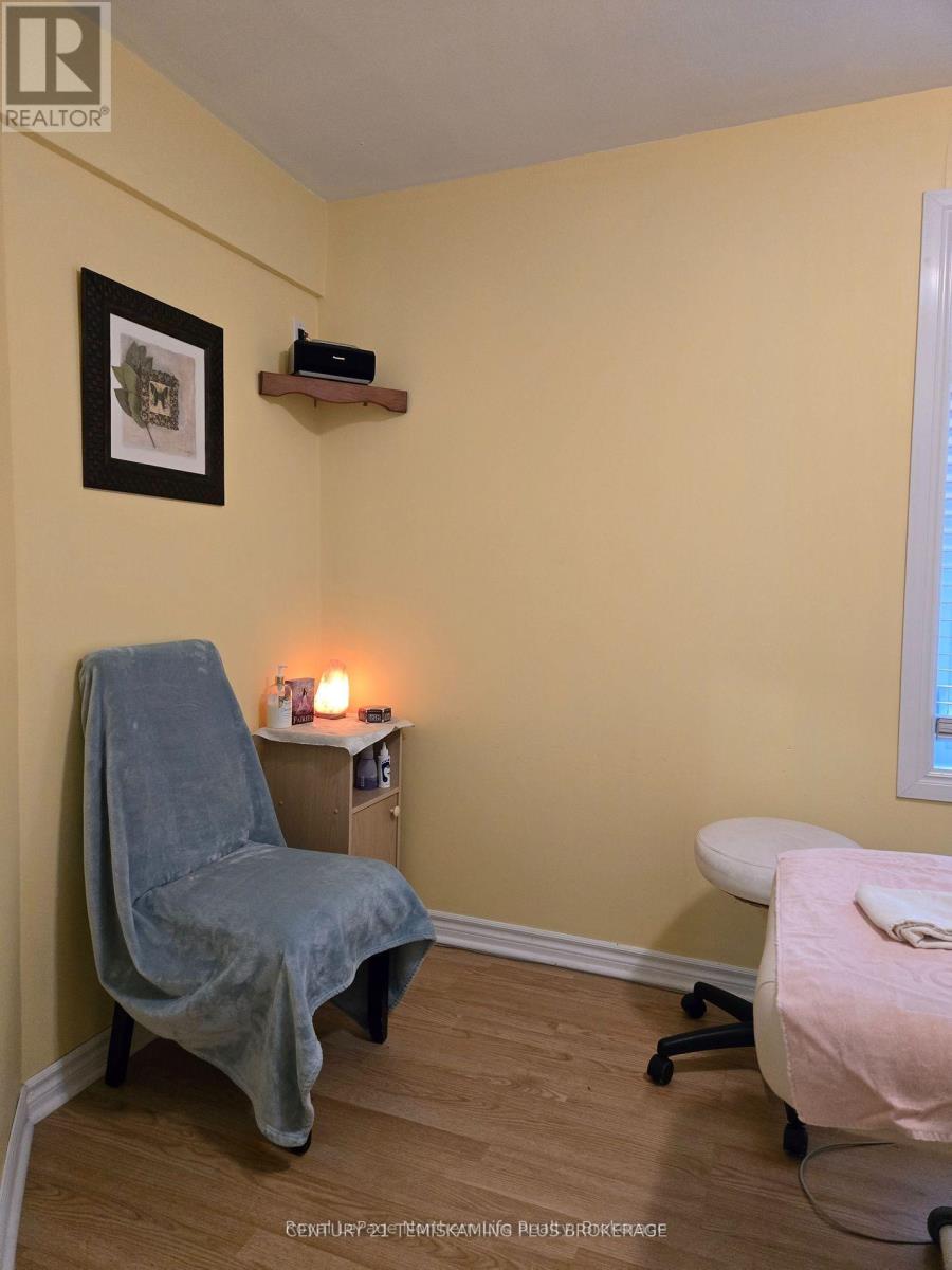 15 Mary Street, Temiskaming Shores, Ontario  P0J 1P0 - Photo 17 - T12182478