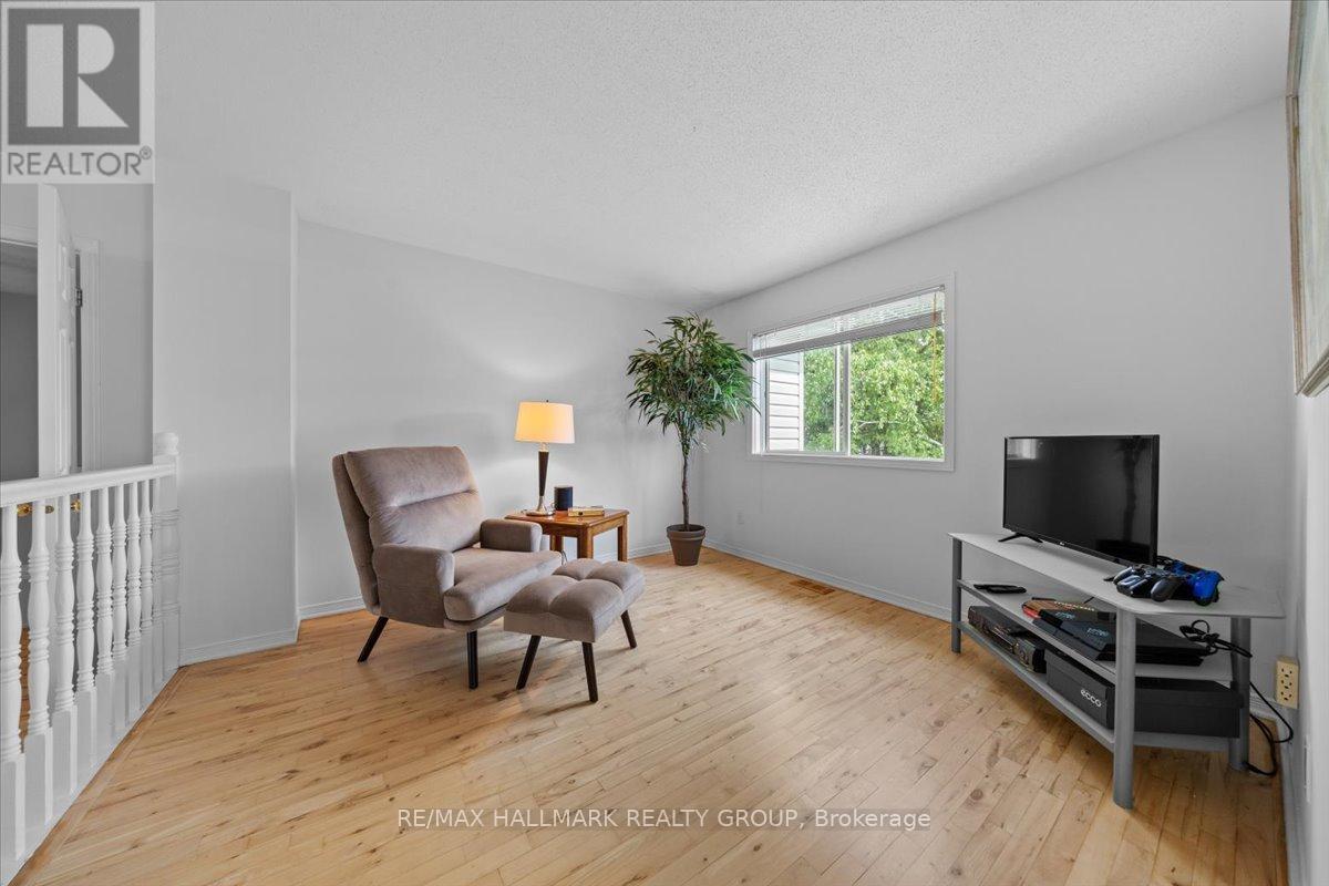 3 Crantham Crescent, Ottawa, Ontario  K2S 1R2 - Photo 24 - X12182486