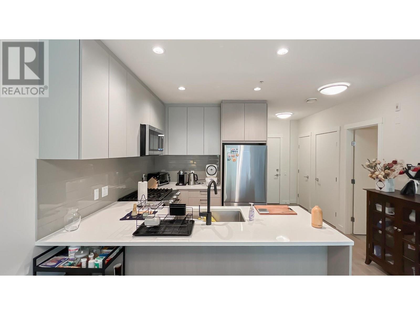 104 707 Como Lake Avenue, Coquitlam, British Columbia  V3J 0J5 - Photo 11 - R3008860