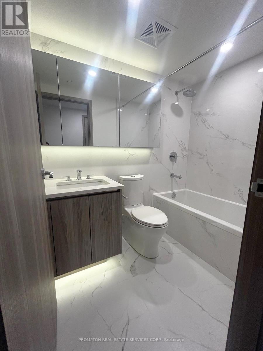 319 - 3 Concord Cityplace Way, Toronto, Ontario  M5V 0X4 - Photo 8 - C12182342