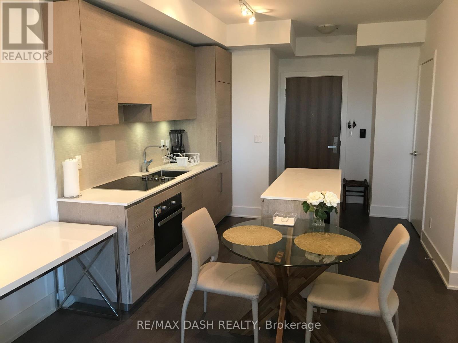 1509 - 200 Bloor Street W, Toronto (Annex), Ontario  M5S 1T8 - Photo 2 - C12182426