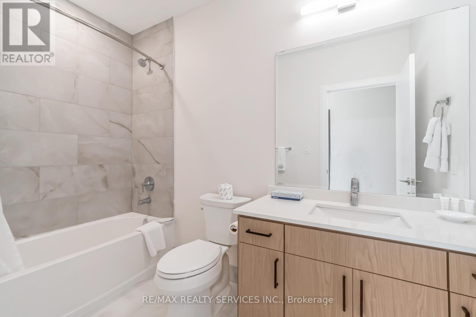 #1 - 30 Dean Park Road, Toronto, Ontario  M1B 3H1 - Photo 14 - E12182427