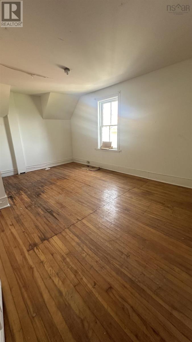248 Forbes Street, New Glasgow, Nova Scotia  B2H 4P4 - Photo 10 - 202512758