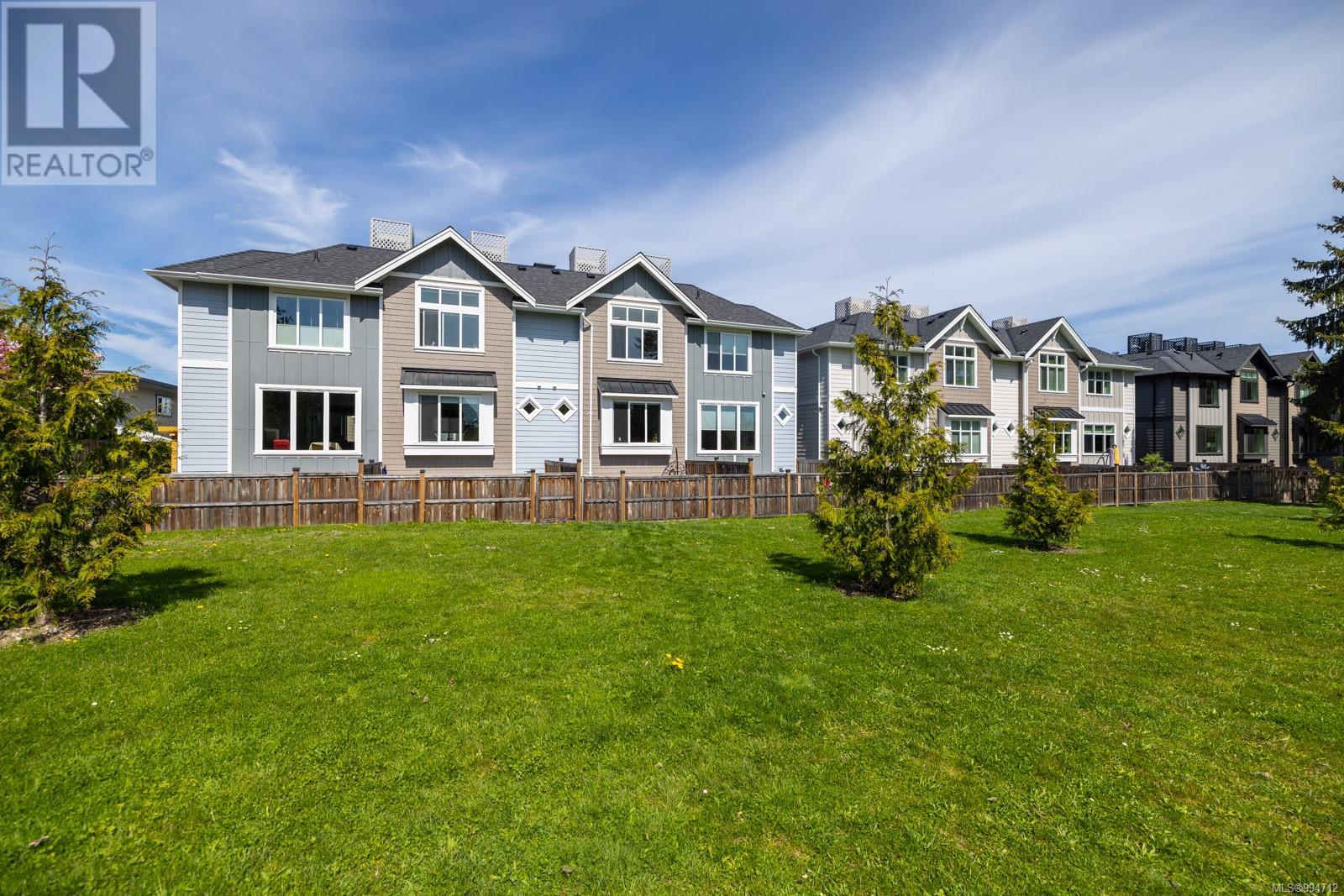 13 10480 Resthaven Dr, Sidney, British Columbia