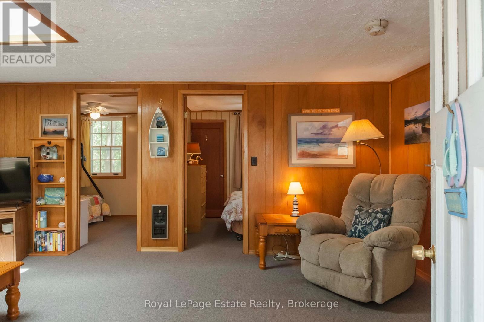 37 Sog Je Wa Sa Drive, Native Leased Lands, Ontario N0H 2G0 - Photo 10 - X12182491