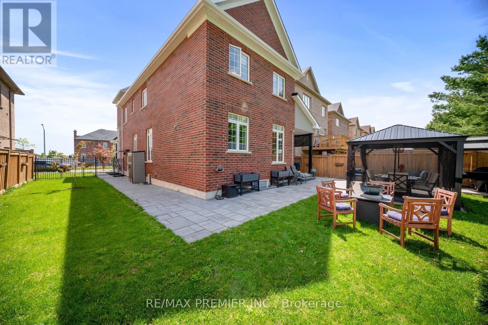 68 Inverness Way, Bradford West Gwillimbury, Ontario  L3Z 0W5 - Photo 37 - N12182299
