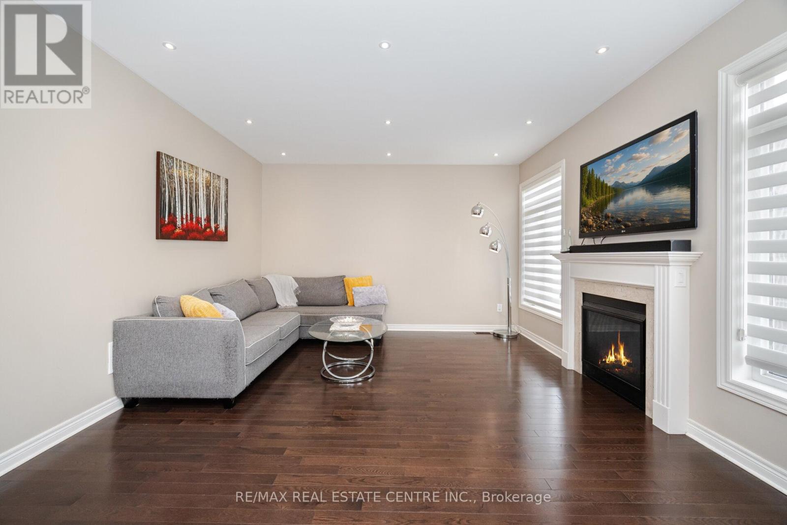 175 Barrow Avenue, Bradford West Gwillimbury, Ontario  L3Z 2A6 - Photo 12 - N12182332