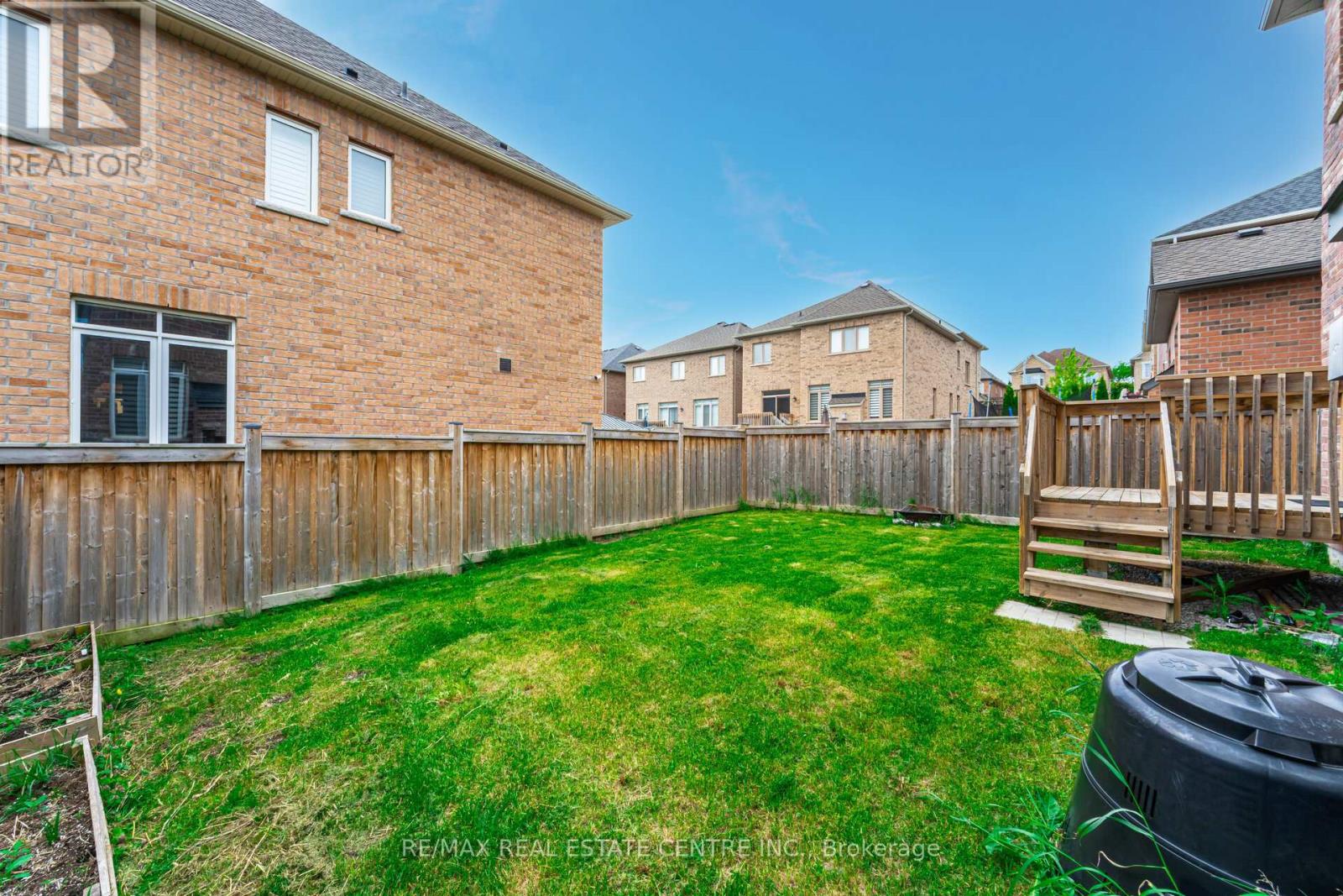175 Barrow Avenue, Bradford West Gwillimbury, Ontario  L3Z 2A6 - Photo 39 - N12182332