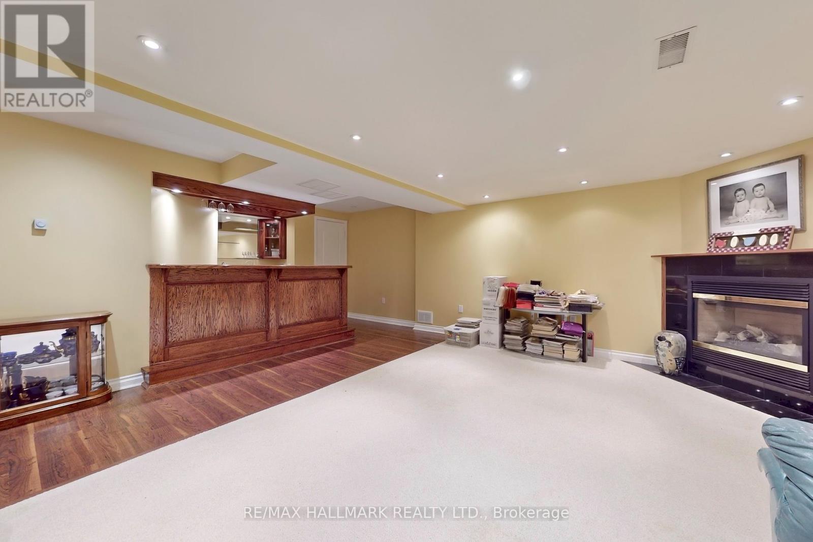92 Canyon Hill Avenue, Richmond Hill, Ontario  L4C 0K5 - Photo 35 - N12182356