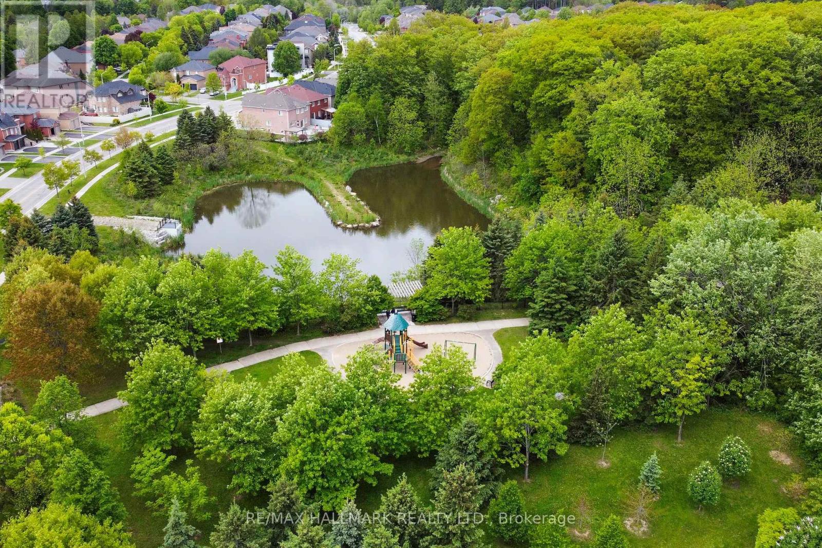 92 Canyon Hill Avenue, Richmond Hill, Ontario  L4C 0K5 - Photo 47 - N12182356