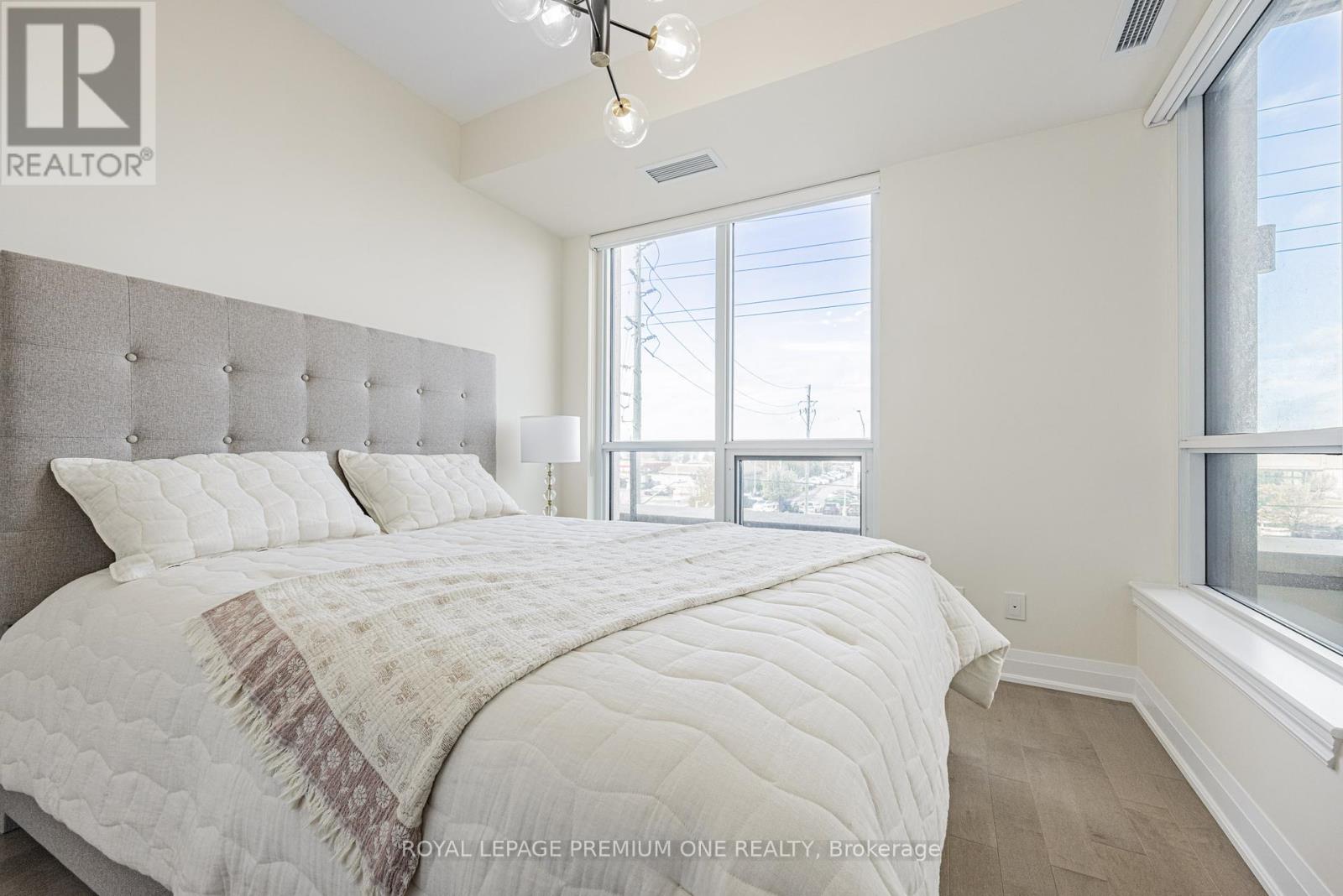 310 - 9085 Jane Street, Vaughan, Ontario  L4K 0L8 - Photo 17 - N12182410