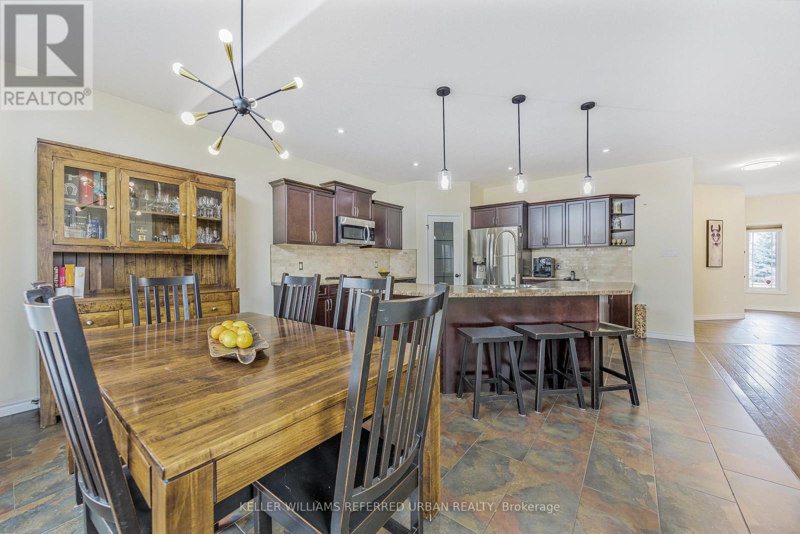 68 Mike Hart Drive, Essa, Ontario  L0M 1B5 - Photo 13 - N12182437