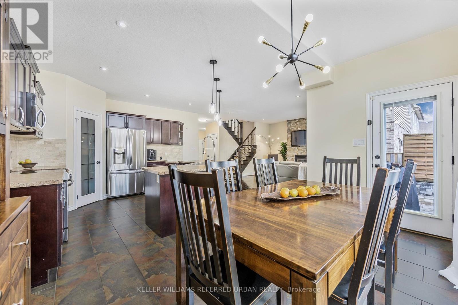 68 Mike Hart Drive, Essa, Ontario  L0M 1B5 - Photo 14 - N12182437