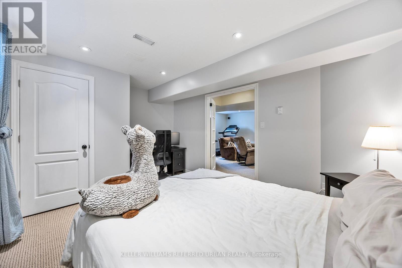 68 Mike Hart Drive, Essa, Ontario  L0M 1B5 - Photo 36 - N12182437