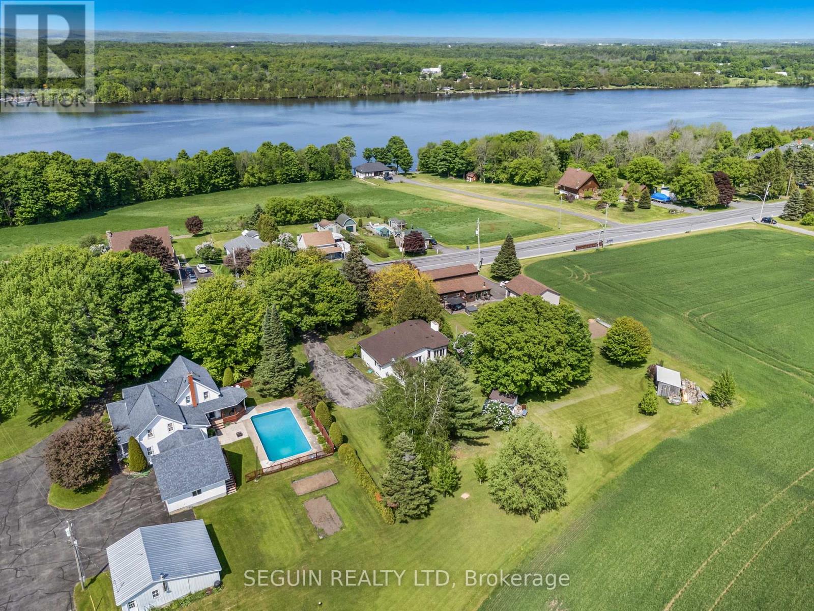 2114 Principale Street E, Hawkesbury, Ontario  K0B 1B0 - Photo 8 - X12182561