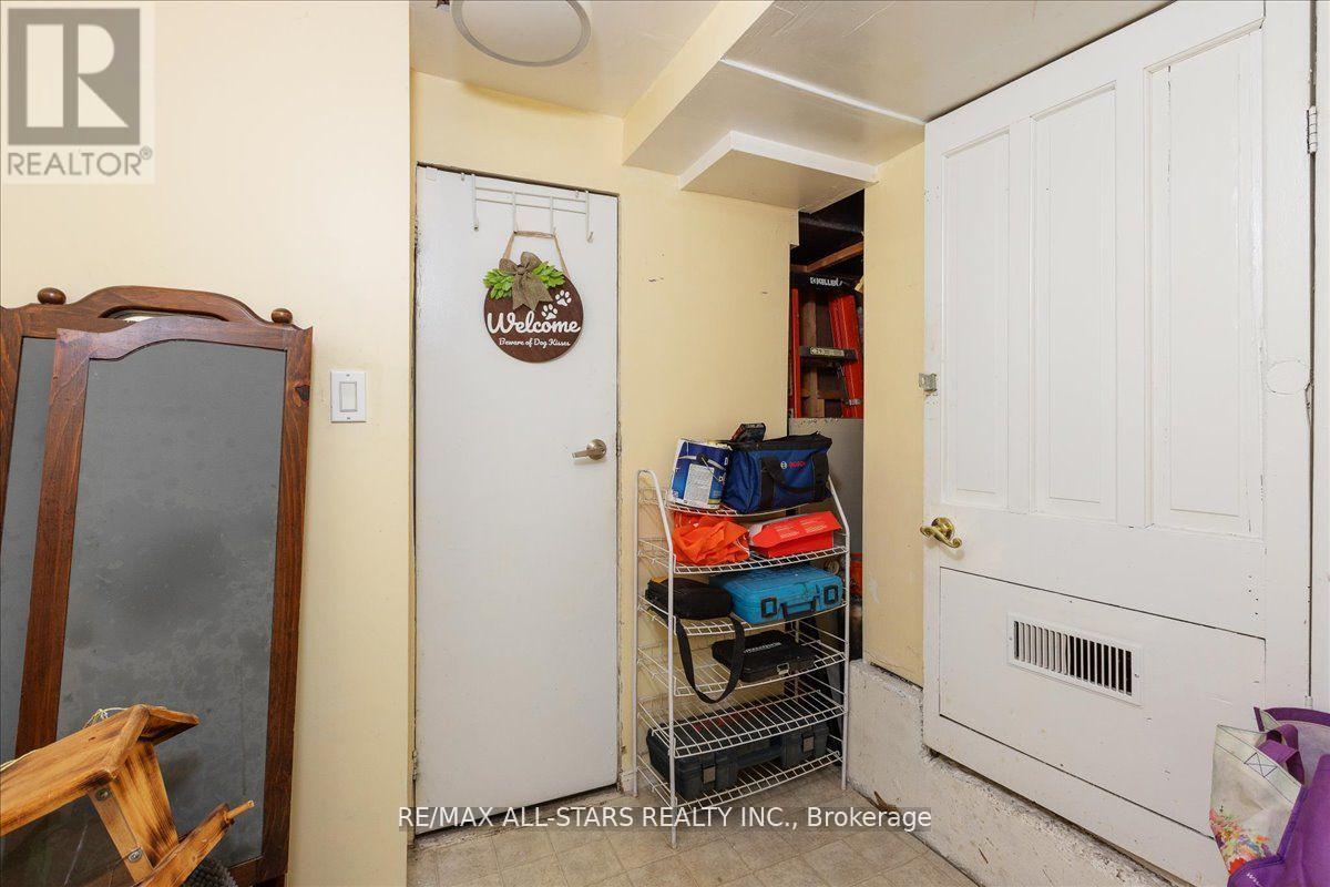 B11 - 63 Ferris Lane, Barrie, Ontario  L4M 5C4 - Photo 11 - S12182370