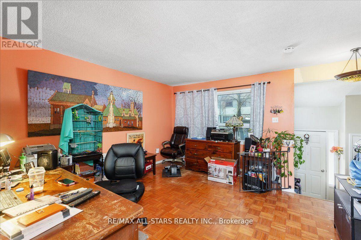B11 - 63 Ferris Lane, Barrie, Ontario  L4M 5C4 - Photo 16 - S12182370