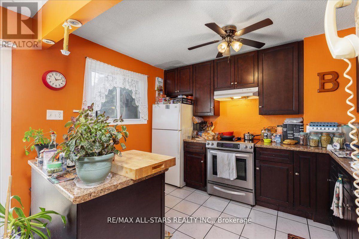 Property at B11 - 63 FERRIS LANE image 5