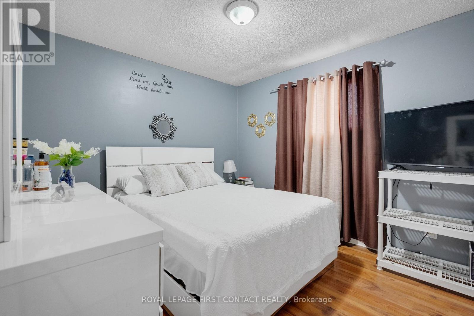 55 Rosenfeld Drive, Barrie, Ontario  L4M 5X5 - Photo 14 - S12182433